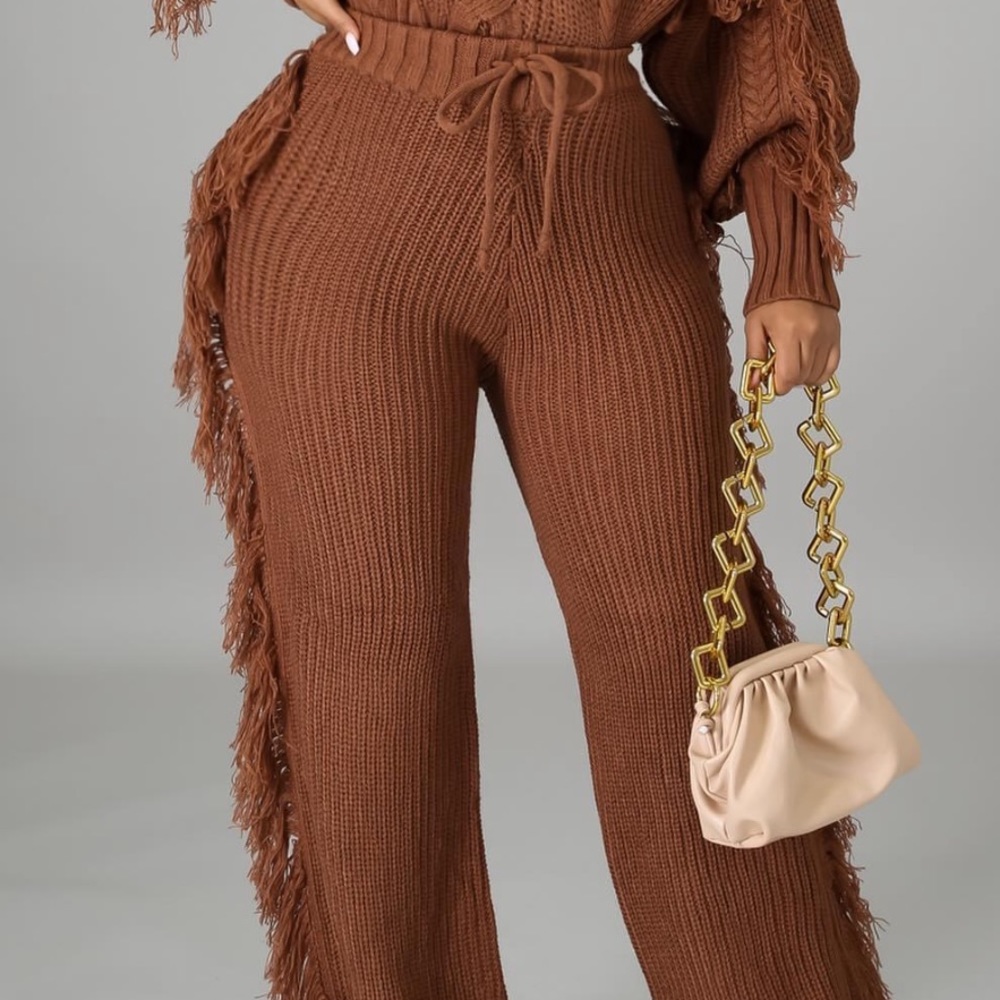 Play With Comfort Fringe Sweater Leggings - Brown | Size: Small